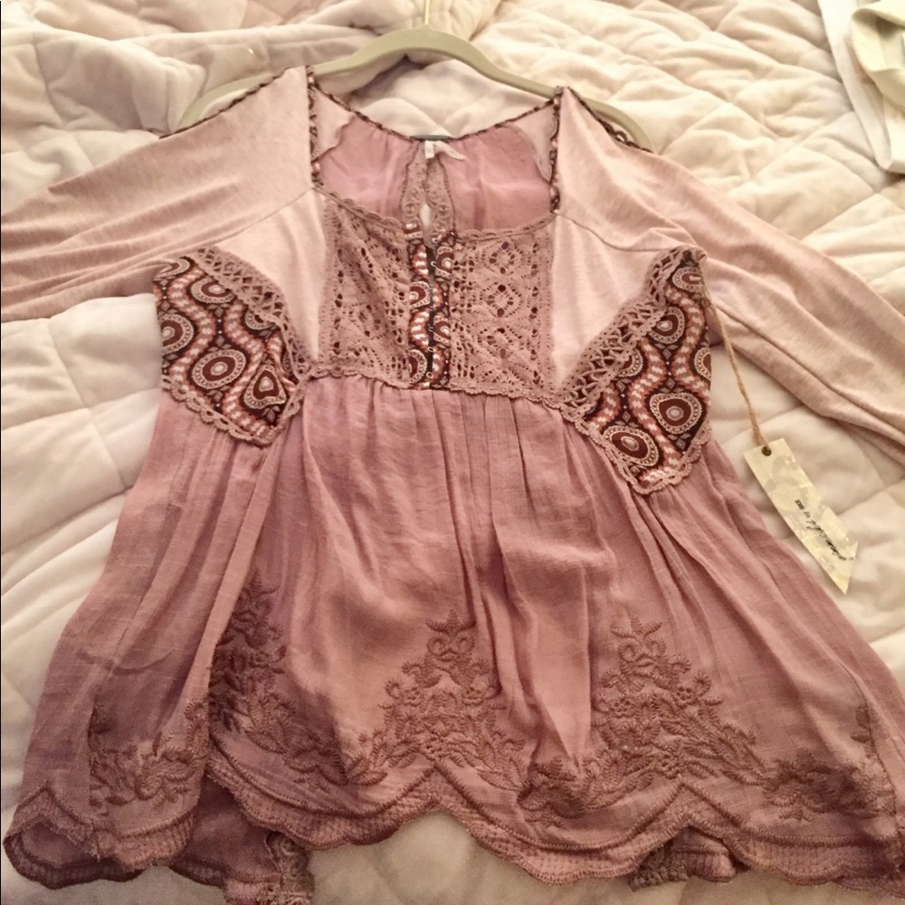 BKE buckle top